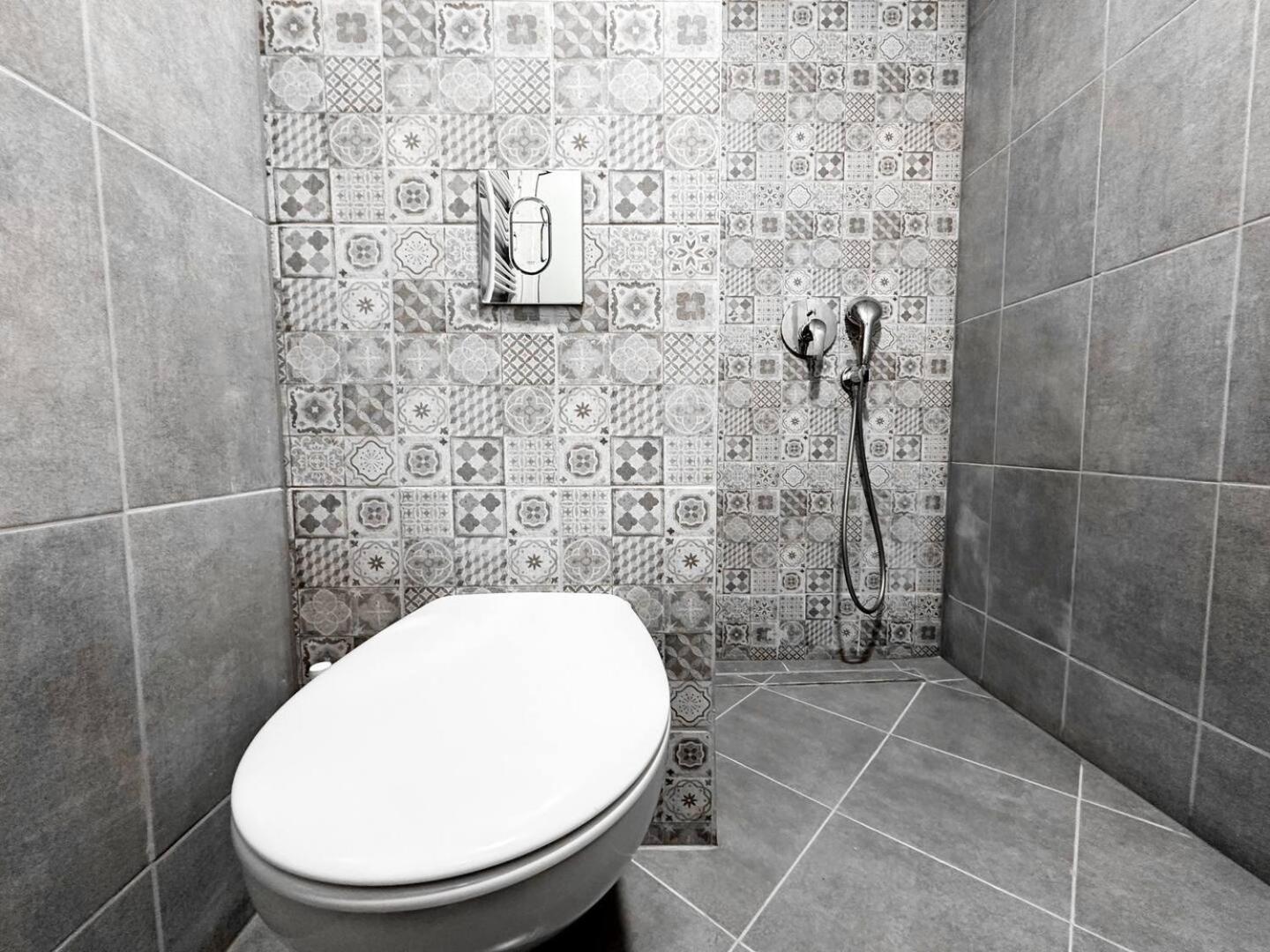 סופיה 6 Studios 6 Bathrooms 2 Levels Kitchens מראה חיצוני תמונה