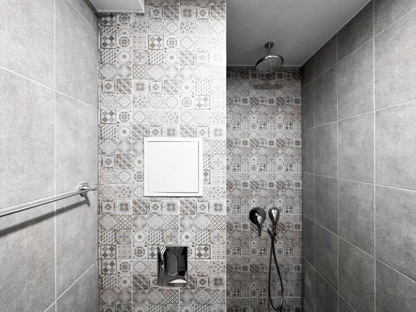 סופיה 6 Studios 6 Bathrooms 2 Levels Kitchens מראה חיצוני תמונה